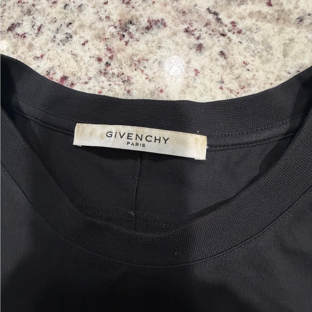 Givenchy t shirt - Picture 2 of 3